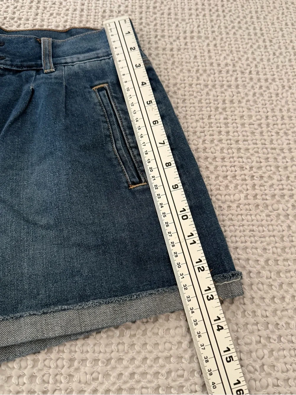 American Eagle Outfitters high rise